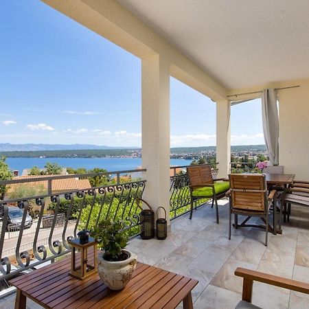 And Charming Apartment In Vantacici Malinska Luaran gambar