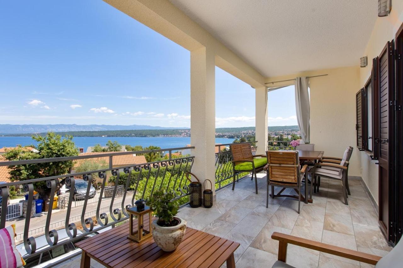 And Charming Apartment In Vantacici Malinska Luaran gambar