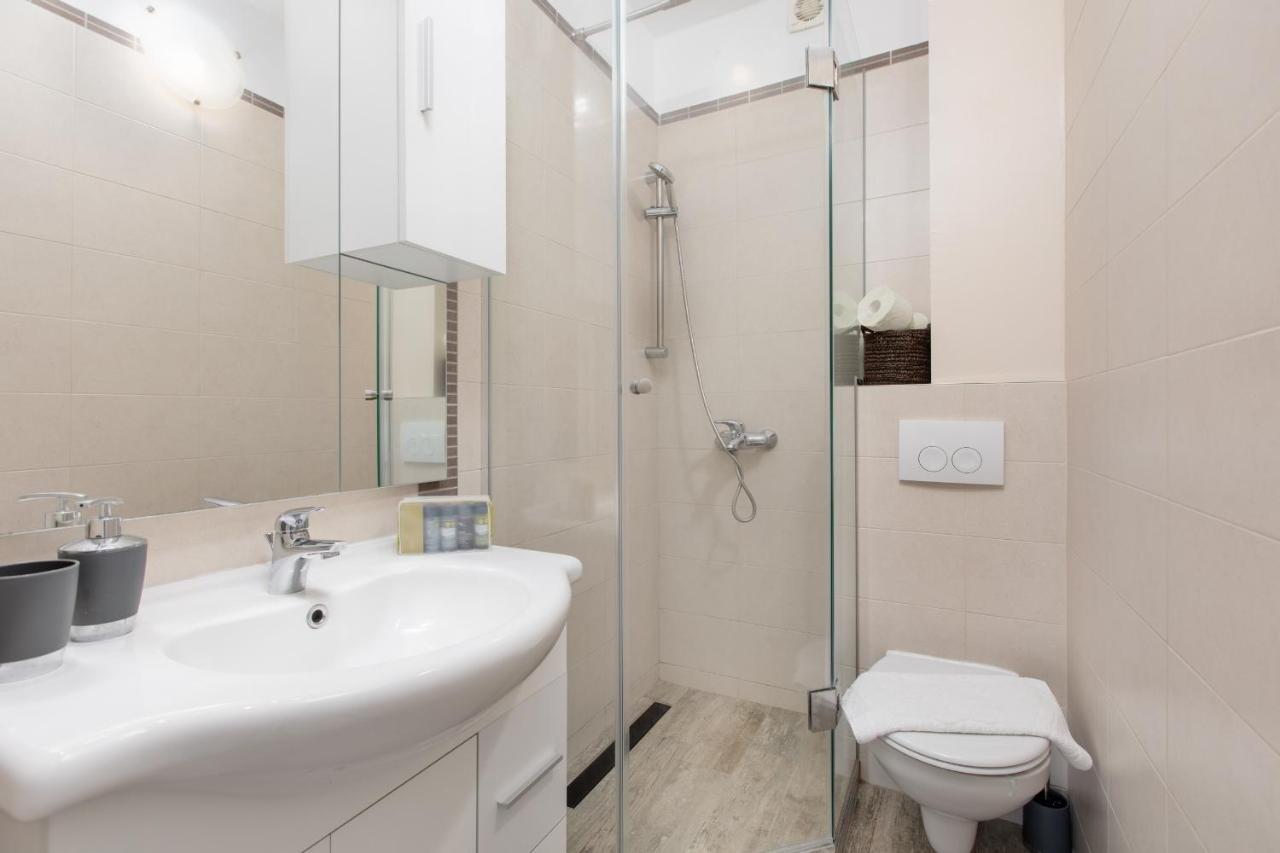 And Charming Apartment In Vantacici Malinska Luaran gambar