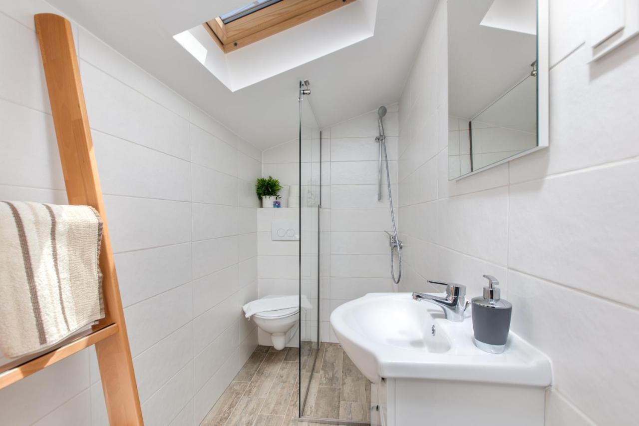 And Charming Apartment In Vantacici Malinska Luaran gambar