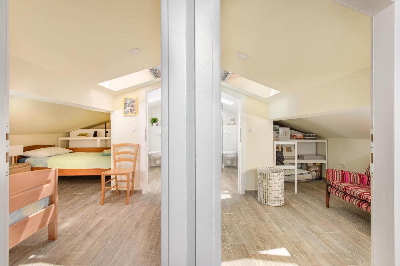 And Charming Apartment In Vantacici Malinska Luaran gambar