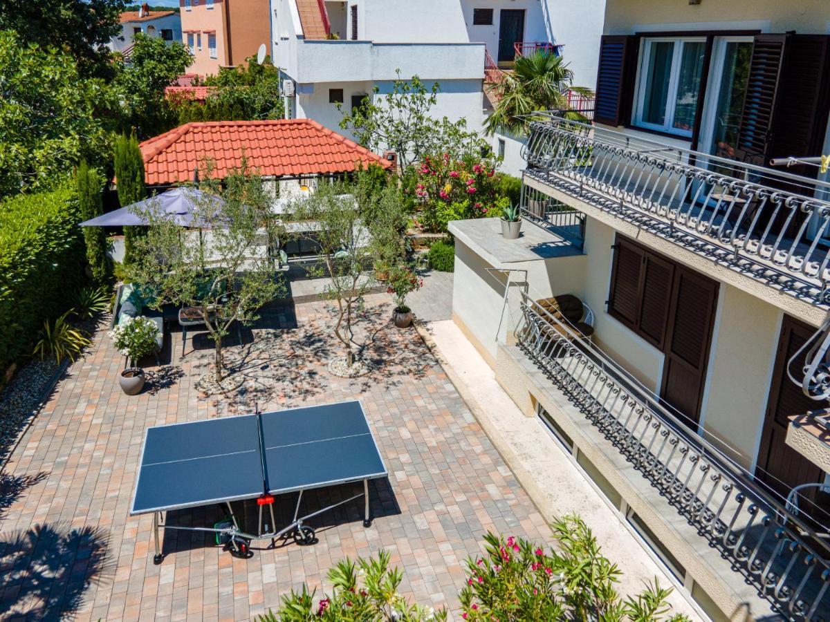 And Charming Apartment In Vantacici Malinska Luaran gambar